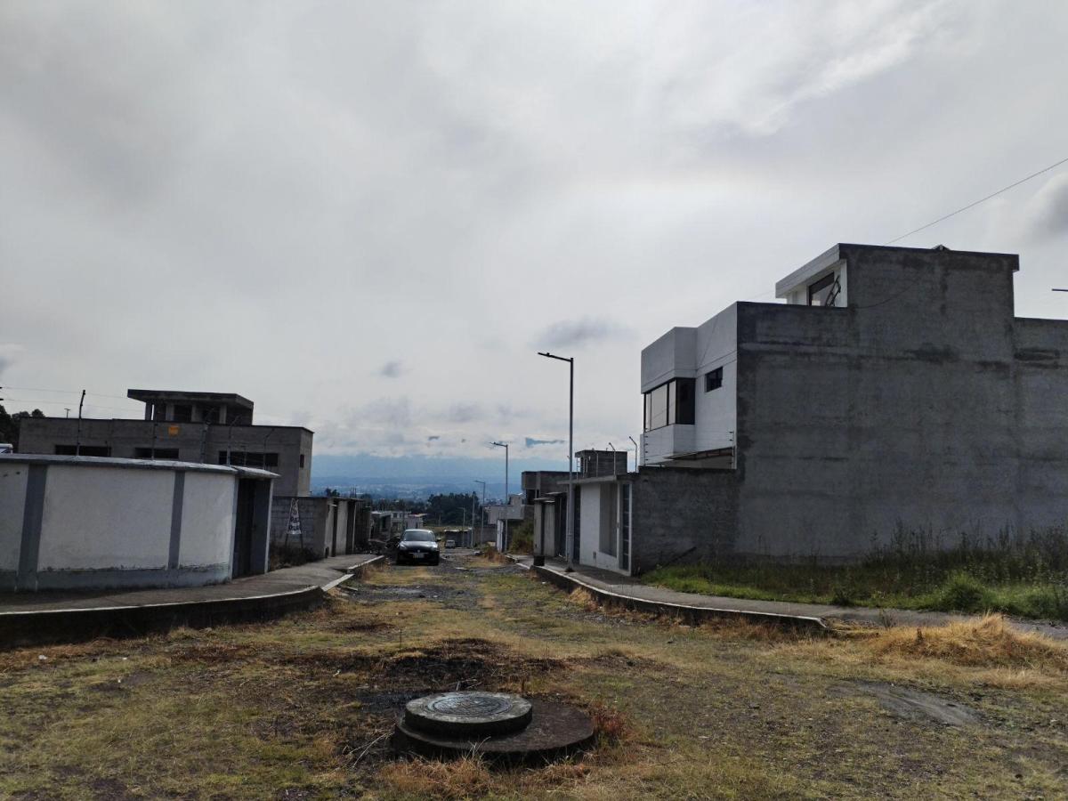 Valle de Los Chillos Terreno en Venta Dentro de Conjunto Sector La Salle Conocoto — imagen 3