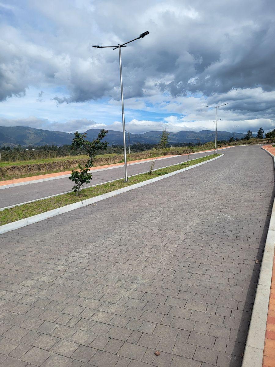 Oportunidad Terreno de Venta en Puembo, Dentro de Urbanización Privada — imagen 2