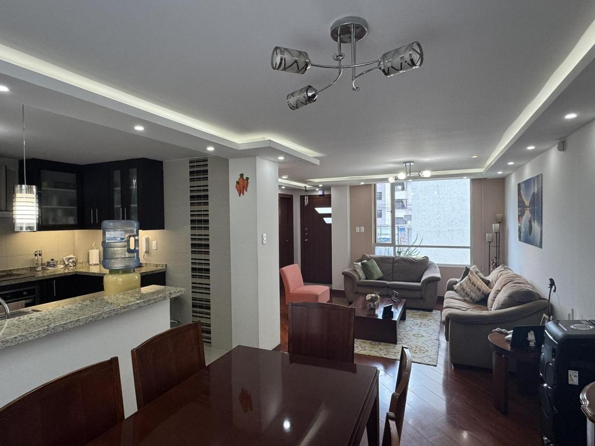 Venta Casa de 3 Dorm. Al Norte de Quito en San Fernando - Quito — imagen 9