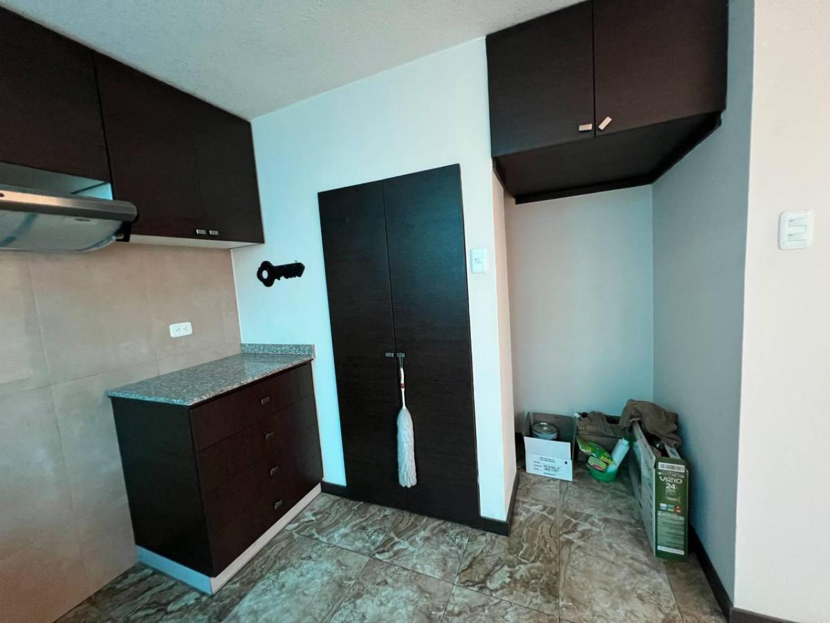 Dp - en Venta Casa Sector Calderón 2 Pisos 72 m² con Patio y Pergola — imagen 6
