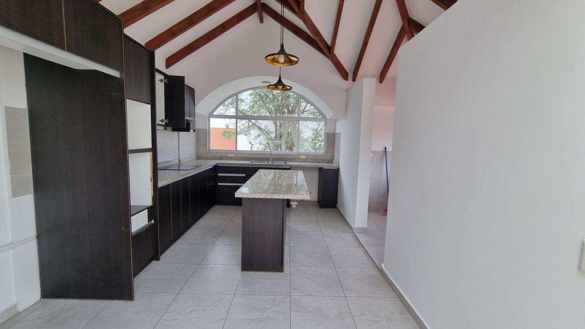 Oportunidad Departamento en Venta Tumbaco 168 m² — imagen 8