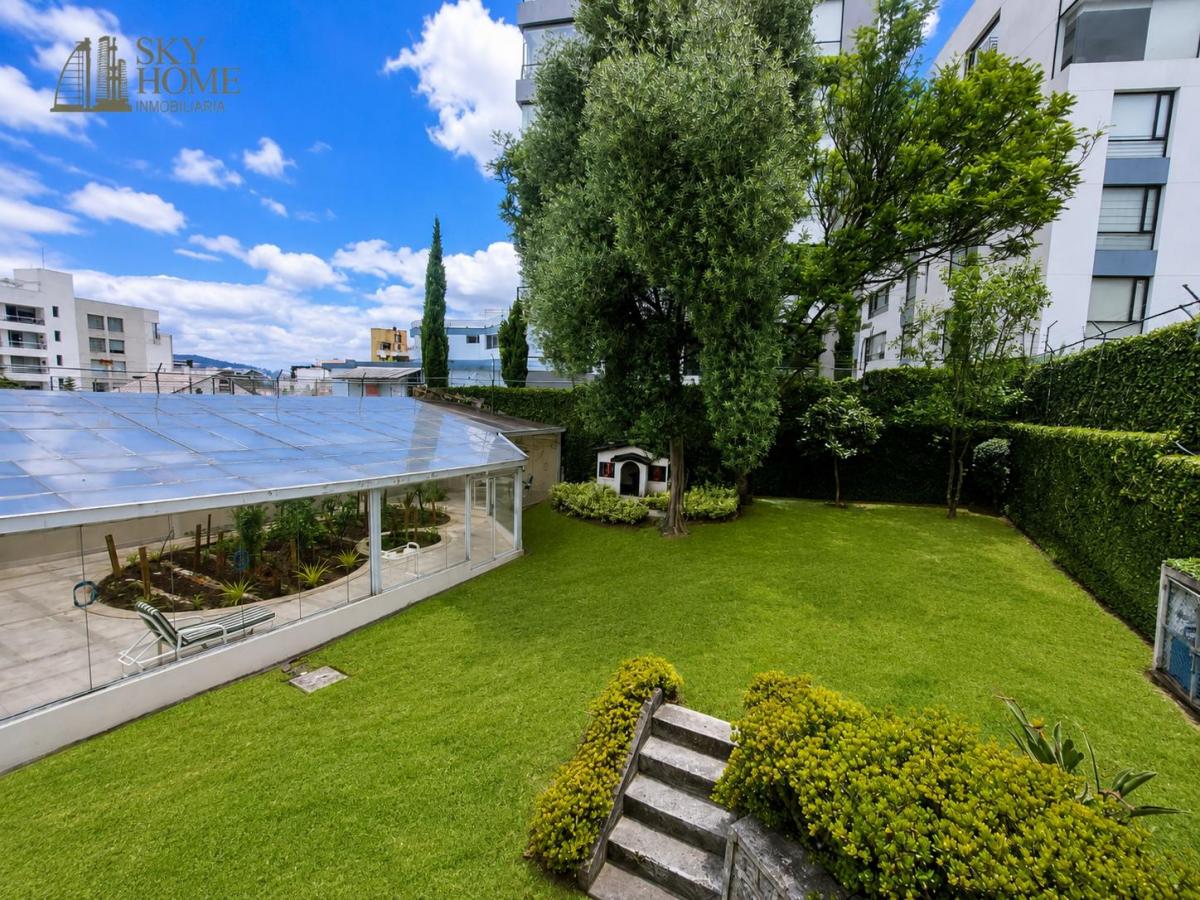 Venta Casa Amplia en Quito Tenis, a 5 Minutos del Hipercentro de Quito — imagen 10
