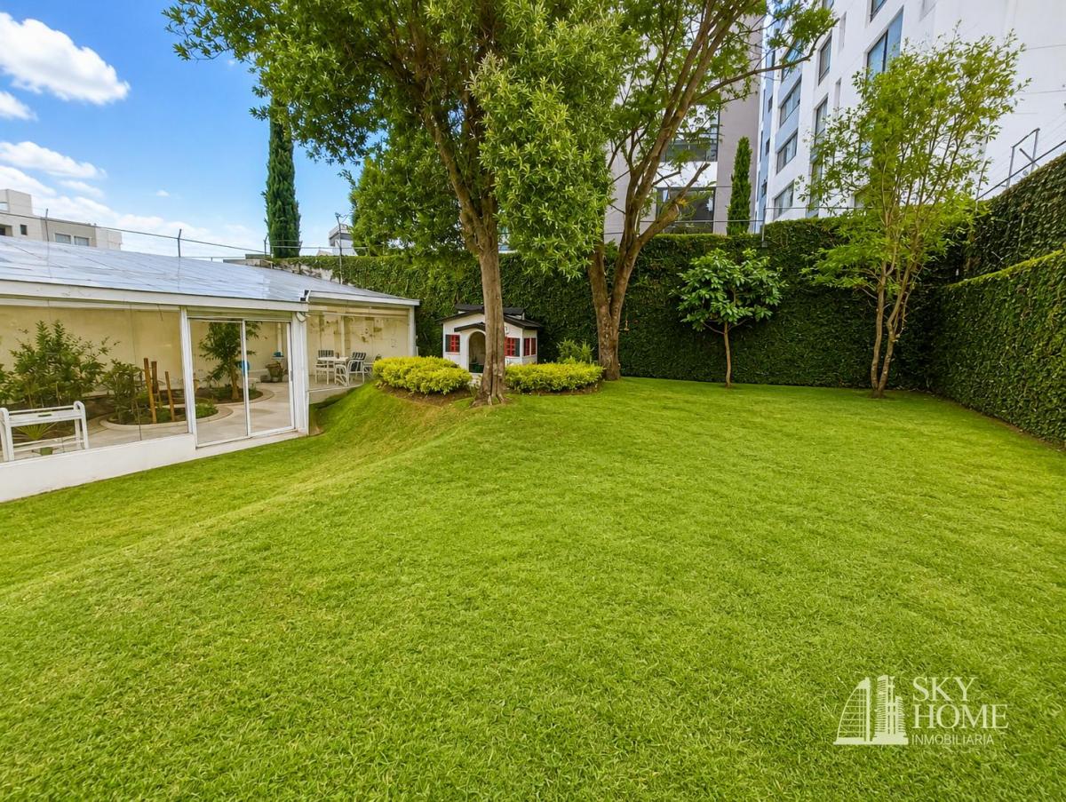 Venta Casa Amplia en Quito Tenis, a 5 Minutos del Hipercentro de Quito — imagen 8