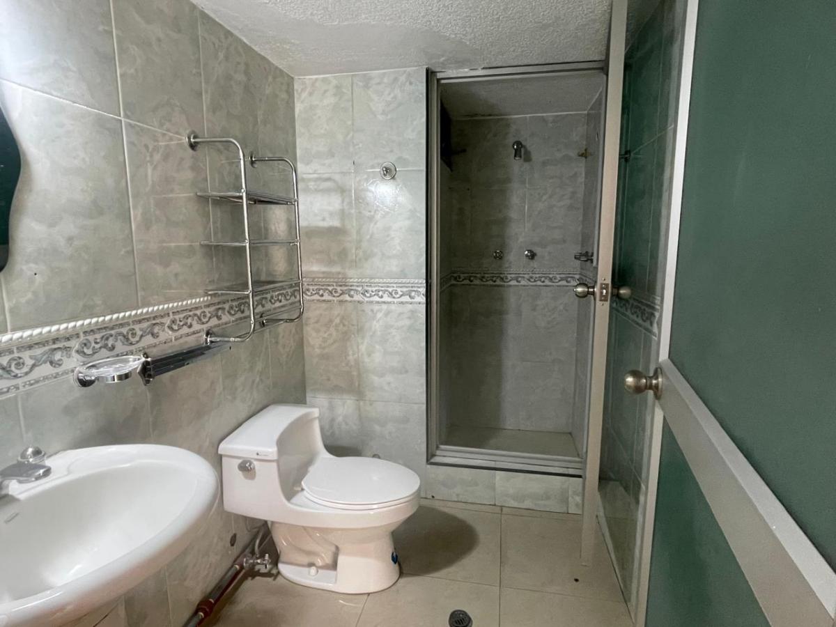 Venta Departamento, 2 Dorm., Iñaquito Alto — imagen 2