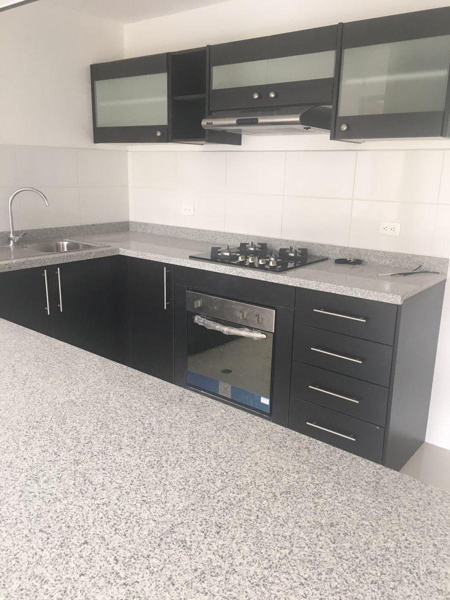 Vendo Departamento de Tres Dorm. con Balcon en Carcelen — imagen 10