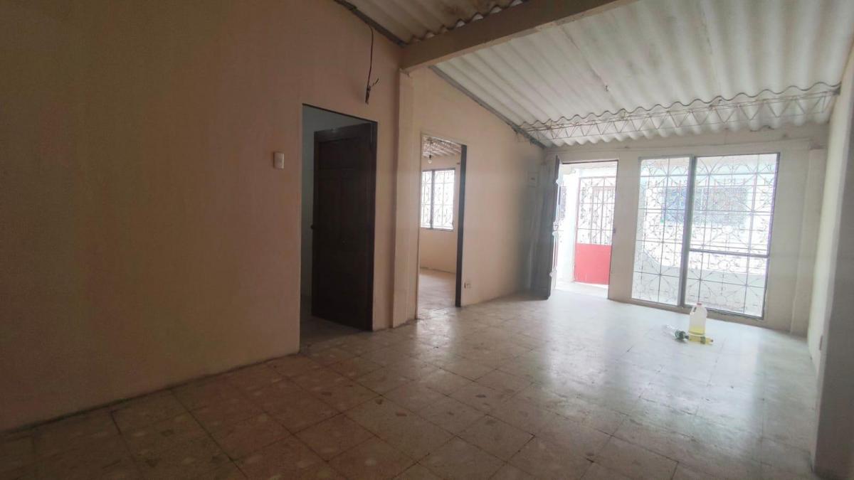 Casa en Venta, Sauces 5, Norte de Guayaquil, Irir, Guayas — imagen 9
