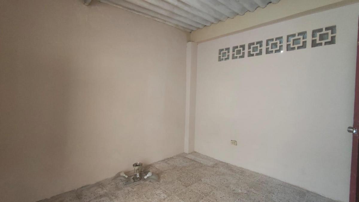 Casa en Venta, Sauces 5, Norte de Guayaquil, Irir, Guayas — imagen 7