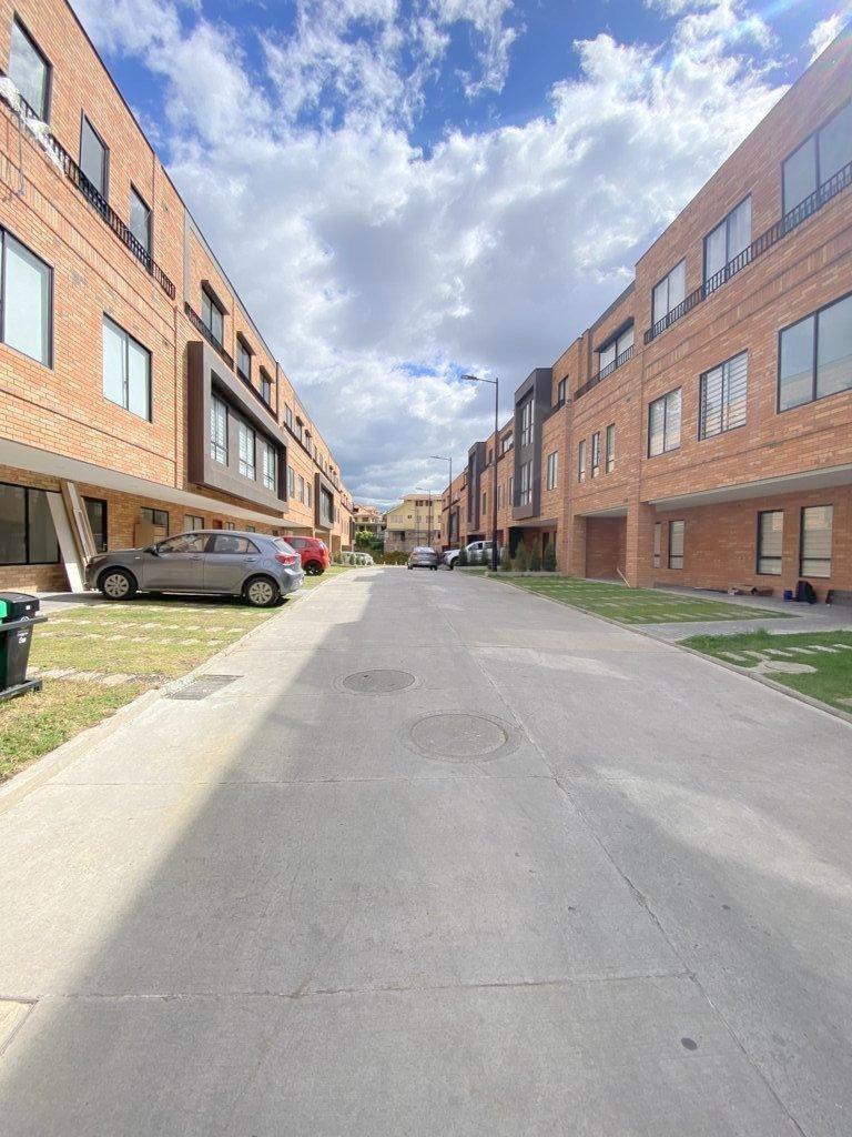 Departamento en Venta por Estrenar, Crédito Vip Sector Wayra Plaza – Cuenca Ec. Azuay — imagen 6