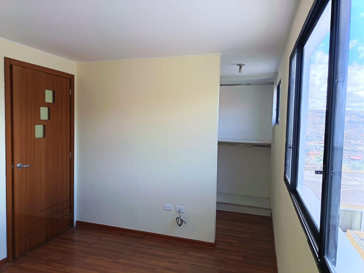 Venta Duplex Sector Santa Martha de Chillogallo — imagen 2