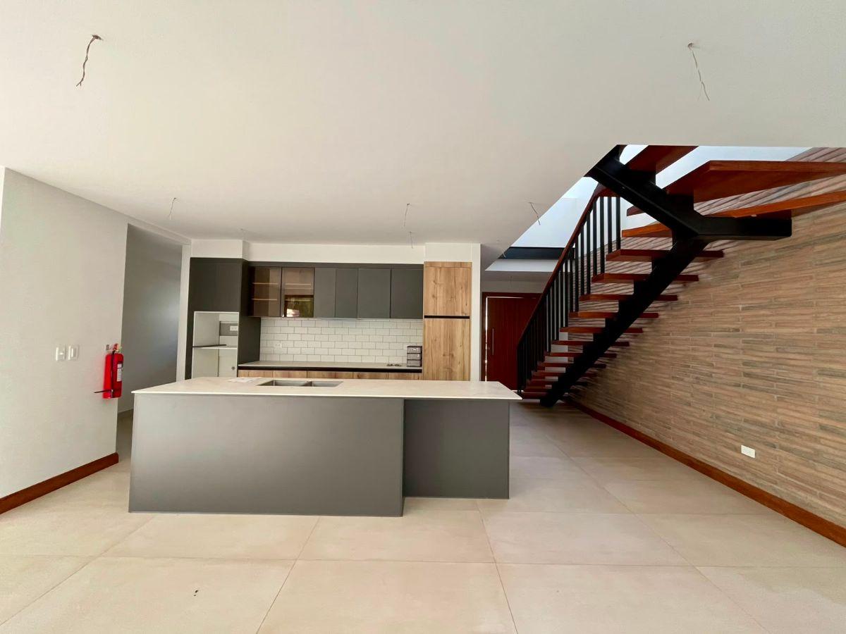 Casa de Venta por Estrenar Sector Tumbaco — imagen 6