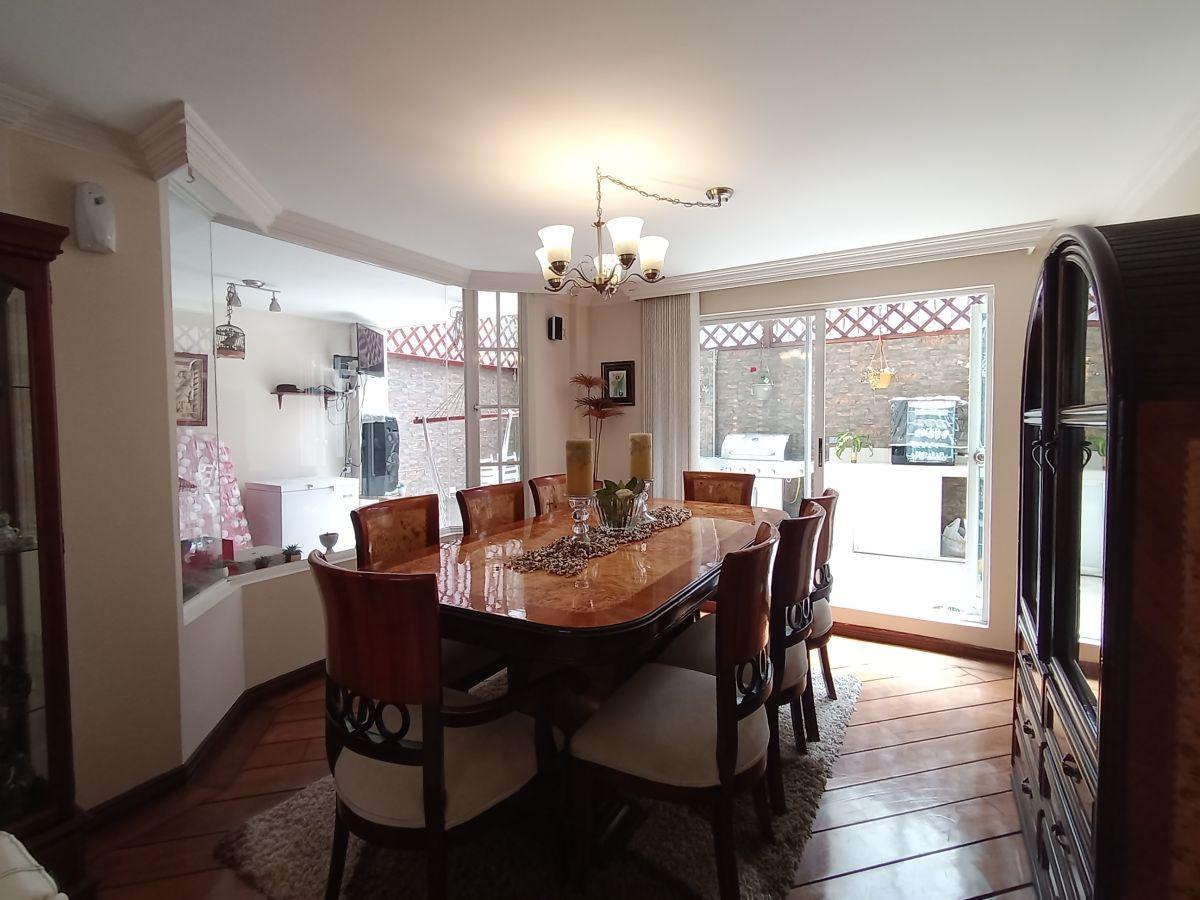 Hermosa Casa de 220 m² con 4 Dorm. en Venta en Amagasí — imagen 9