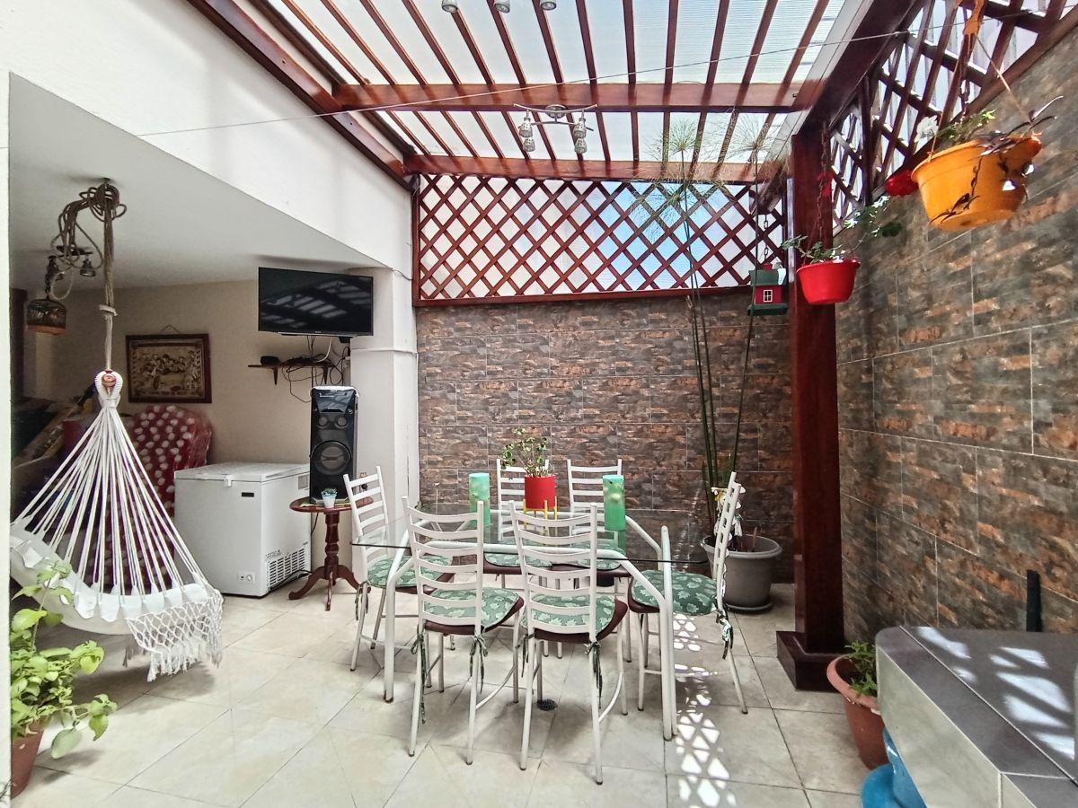 Hermosa Casa de 220 m² con 4 Dorm. en Venta en Amagasí — imagen 4