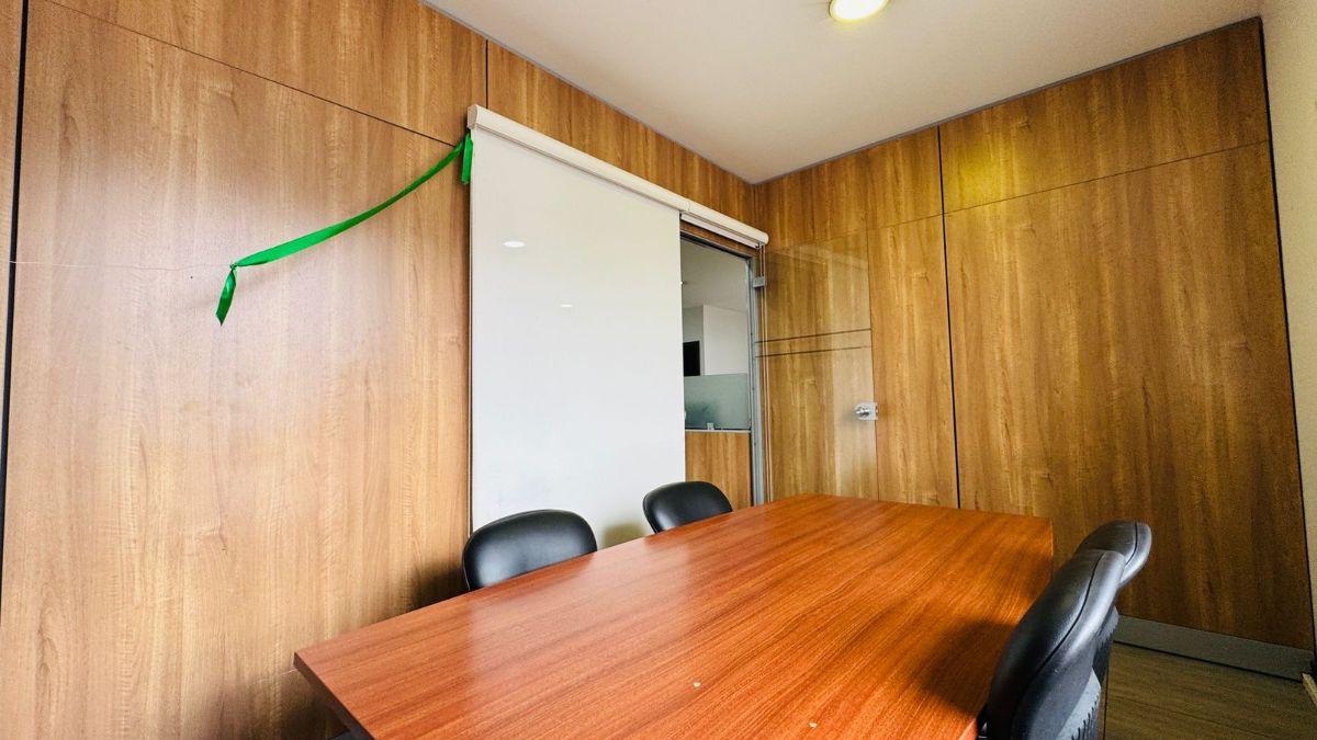 Oficina en Venta Sector La Carolina con Terraza Edificio Moderno — imagen 6