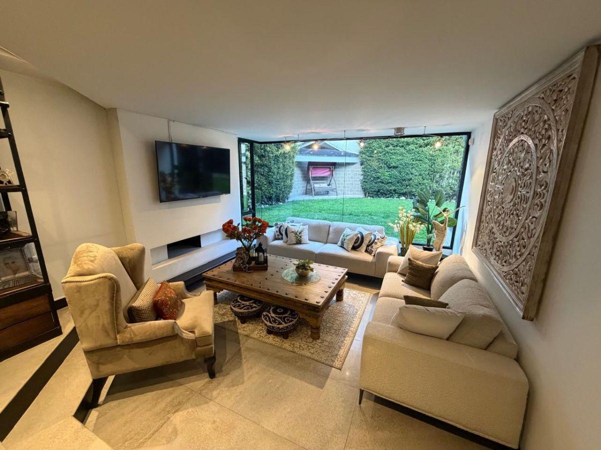 Exclusiva Casa de Lujo en Quito Tenis de Venta — imagen 8