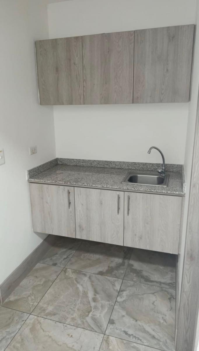 Oficina de Venta, 100 m² Edificio Corporativo, Tamayo y Baquerizo Moreno — imagen 5