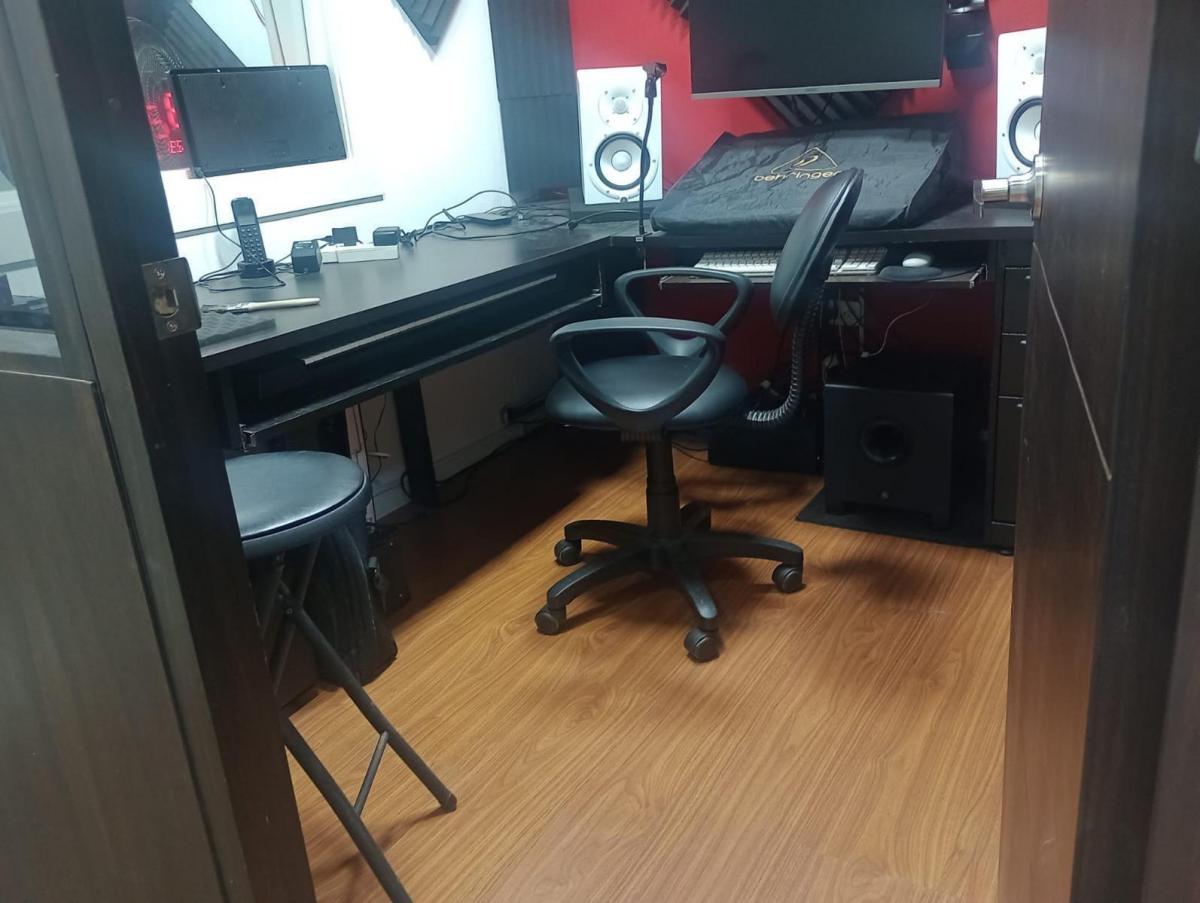 Venta Oficina Av 10 Agosto a Pocos Pasos de La Colón — imagen 6