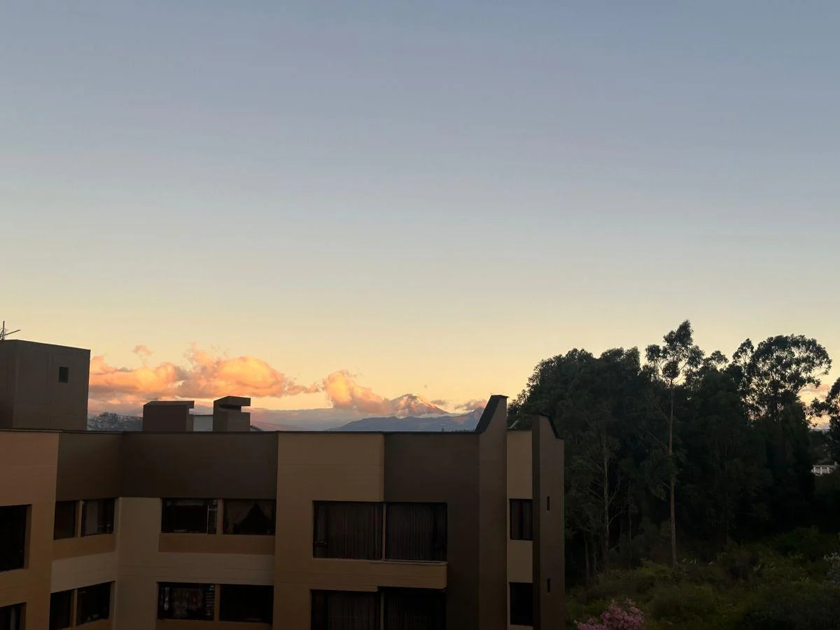 Vendo Excelente Departamento 3 Dormi. 2 Estacionamientos, Vista Panorámica, Colegio. San Gabriel — imagen 8