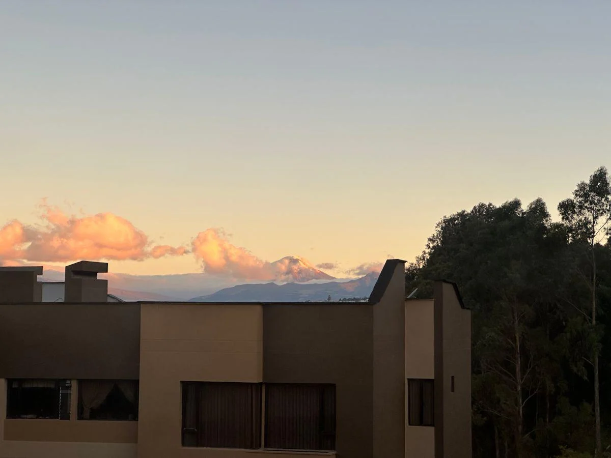Vendo Excelente Departamento 3 Dormi. 2 Estacionamientos, Vista Panorámica, Colegio. San Gabriel — imagen 5