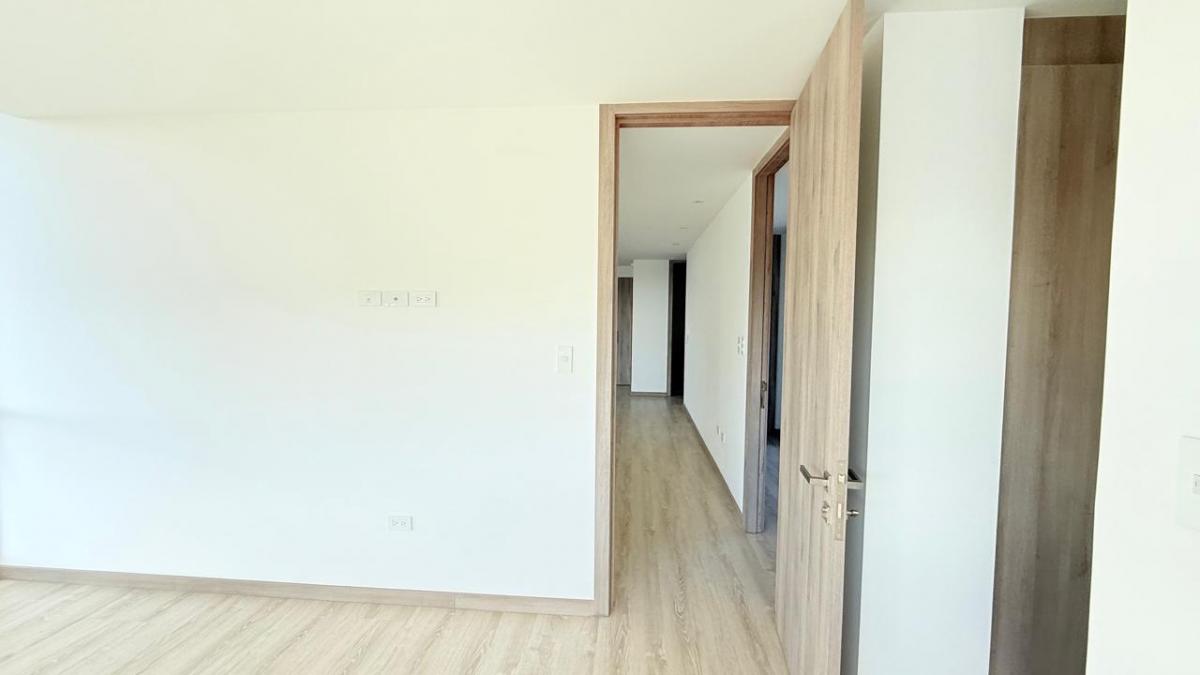 Departamento con Balcon Vista Al Pichincha, 82.26 m², 2 Habitaciones — imagen 6