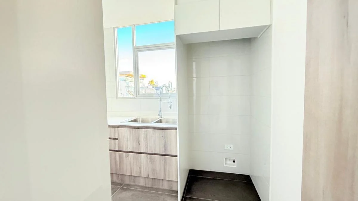 Departamento con Balcon Vista Al Pichincha, 82.26 m², 2 Habitaciones — imagen 5