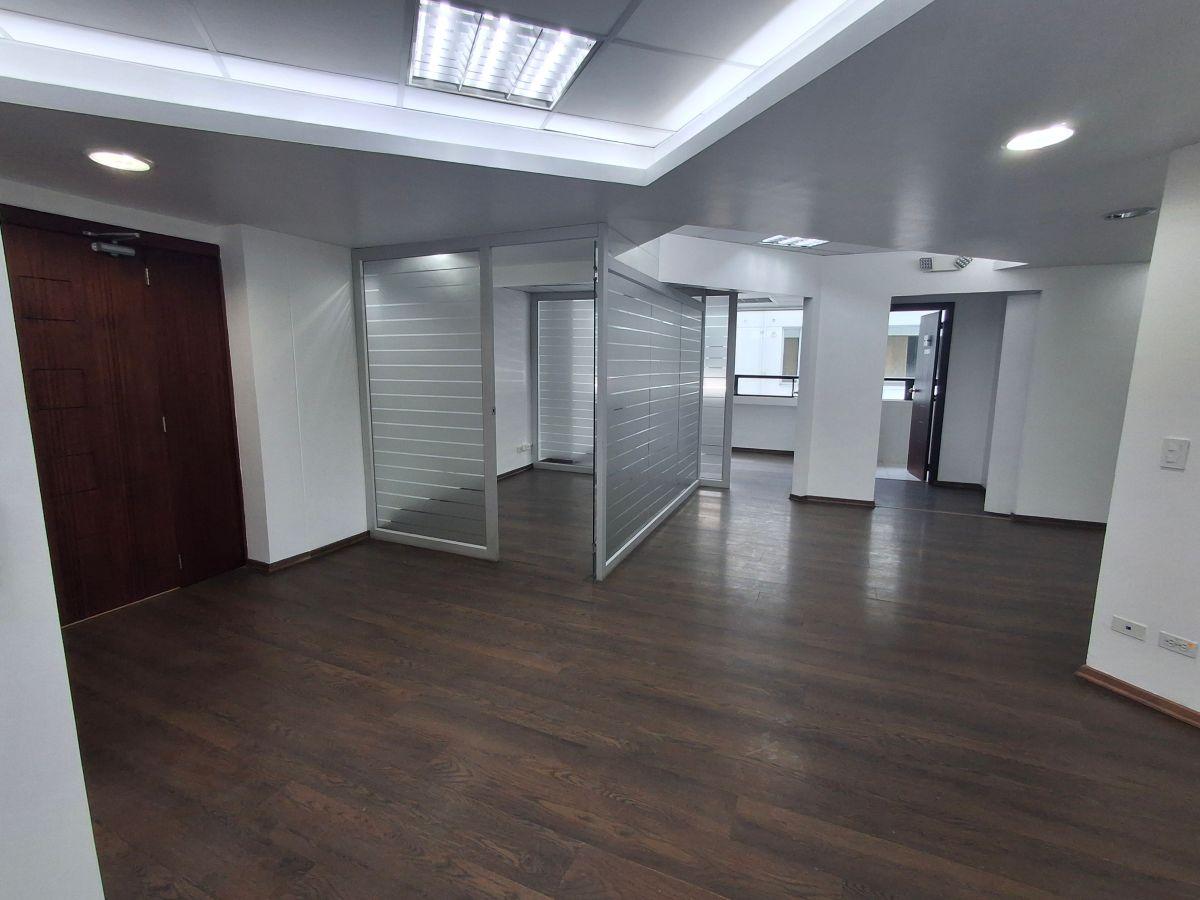 Republica del Salvador, Oficina con 9 Ambientes, Vista, 3 Parqueos — imagen 8