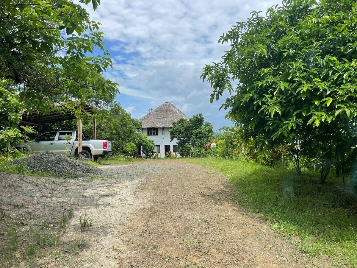 Venta Casa Canoa 130 m Mas Terreno 4.600 m Preciosa Vista $150.000, Manabí — imagen 7