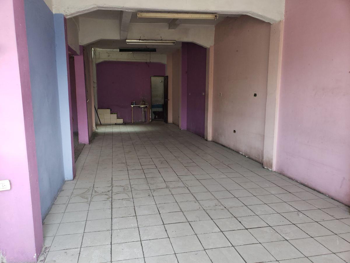 Oficina Comercial, Av Quito y Cuenca Esquina, Guayas — imagen 7
