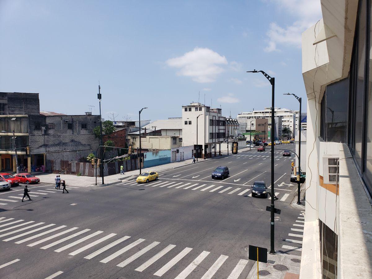 Oficina Comercial, Av Quito y Cuenca Esquina, Guayas — imagen 3