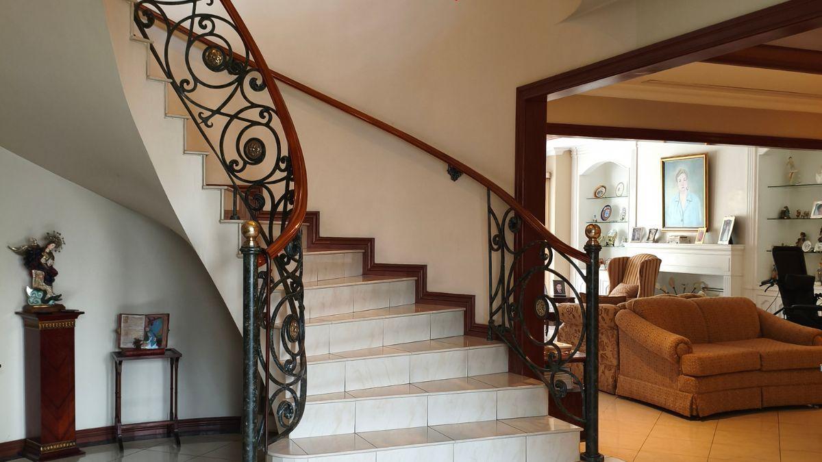 Casa Exclusiva en Venta en Torres del Sol | Km 3.5 Vía a Samborondón | Ascensor | $410.000, Guayas — imagen 5
