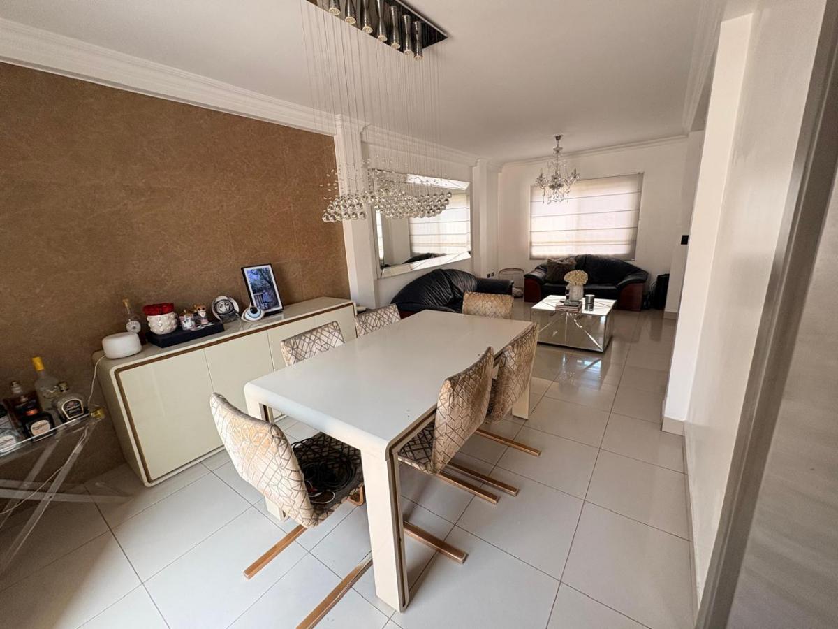 Casa en Venta – Villa Club, Etapa Floral , Guayas — imagen 10