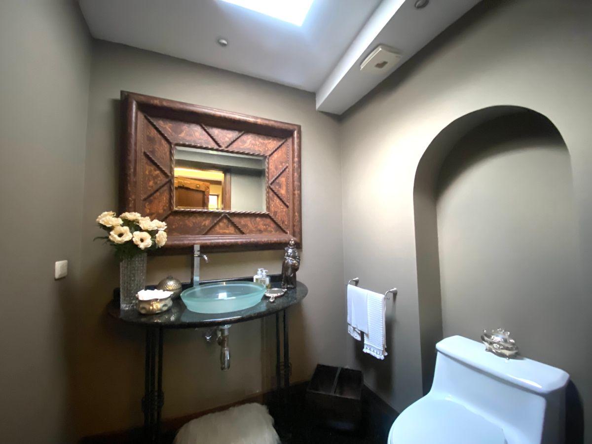 Vendo Fabulosa Casa 350 m², Vistas, Terreno y Jardines 1.500 m² Cumbayá — imagen 7