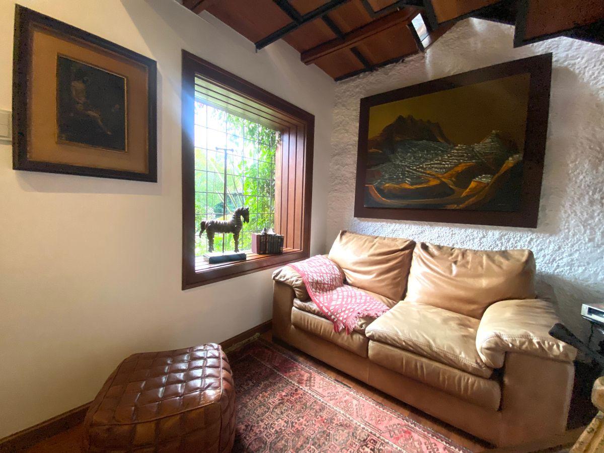 Vendo Fabulosa Casa 350 m², Vistas, Terreno y Jardines 1.500 m² Cumbayá — imagen 4
