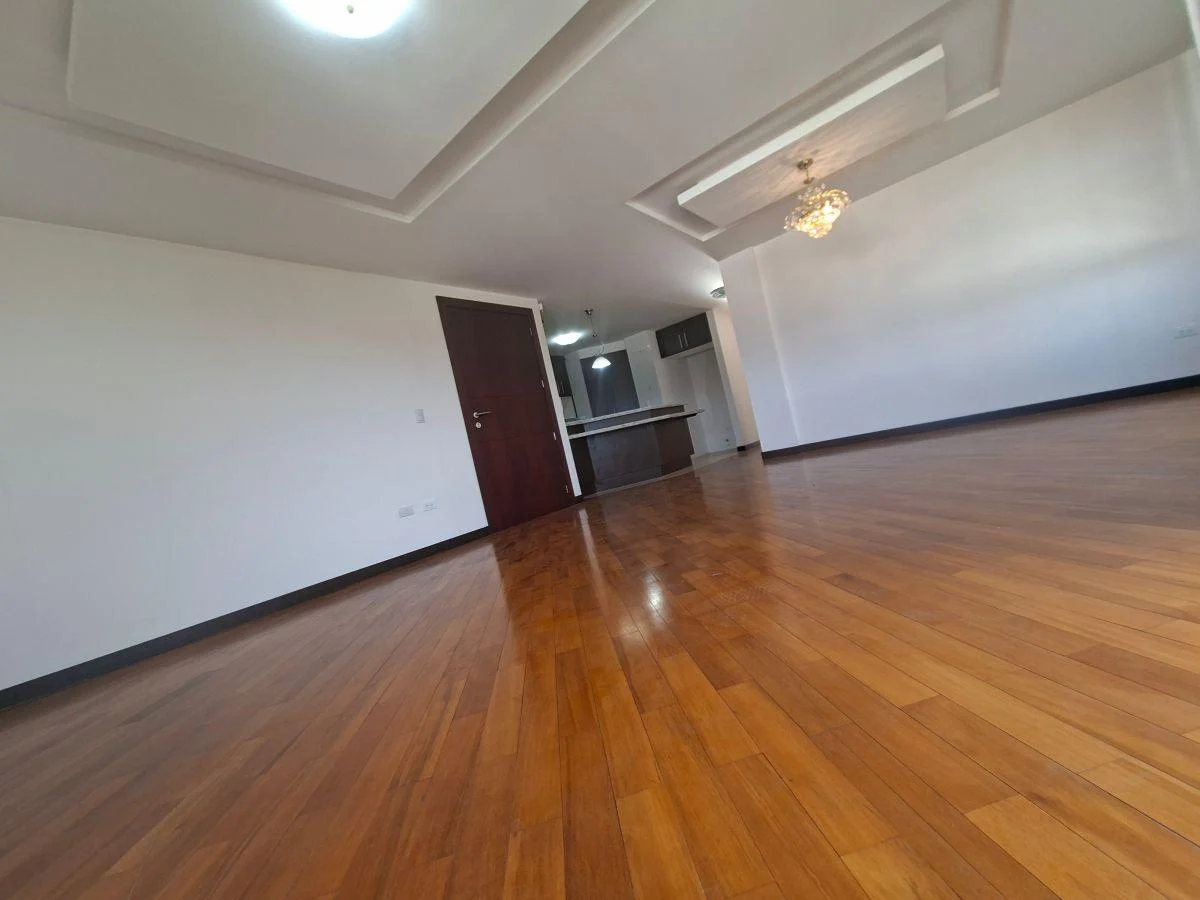 Dpto 127 m² El Bosque | Vista Al Oriente | Chanul | 2 Parqueaderos | Financiamiento — imagen 2