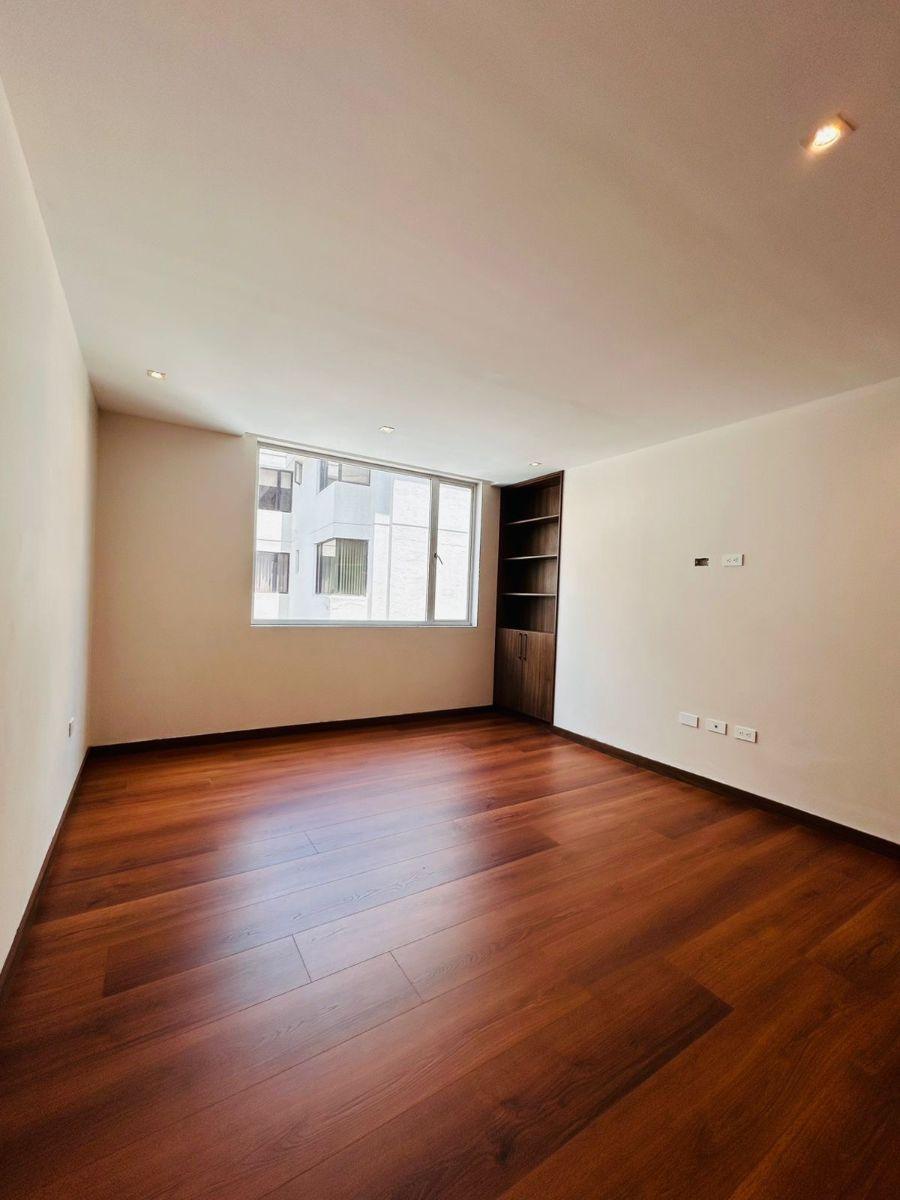Departamento de 170 m² con 3 Habitaciones en Venta en Quito Tenis — imagen 3