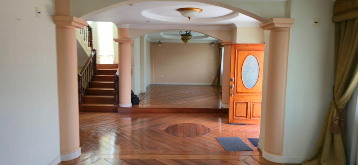 Venta Casa Urb. El Condado — imagen 4