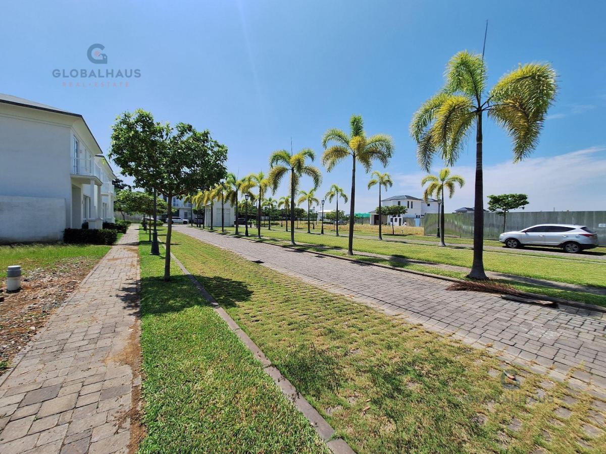 Venta Terreno Esquinero Urb. Aires Norte, Samborondón, 255 m². V. O. Guayas — imagen 6