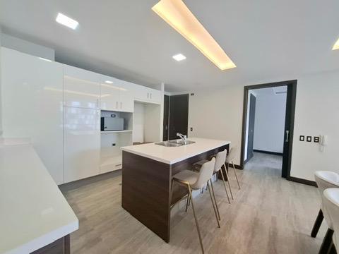 Muy Lindo Departamento por Estrenar, Tres Habitaciones — imagen 3