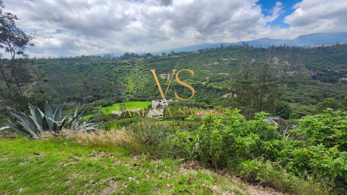 Terreno de 1137 m² en Venta en Urbanización Privada en Cumbayá — imagen 8