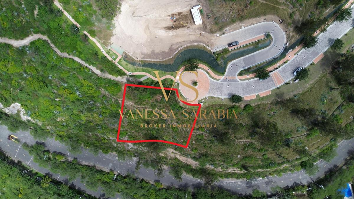 Terreno de 1137 m² en Venta en Urbanización Privada en Cumbayá — imagen 6