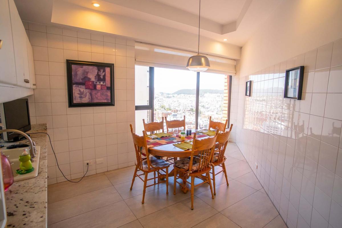 Departamento en Venta 340 m² El Bosque Quito — imagen 2