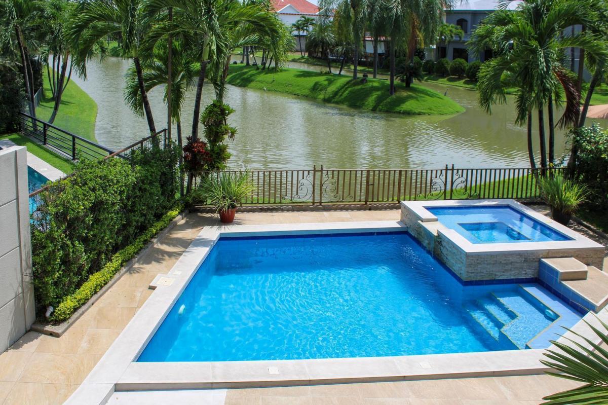 Casa en Venta Urb. Laguna del Sol, Guayas — imagen 3