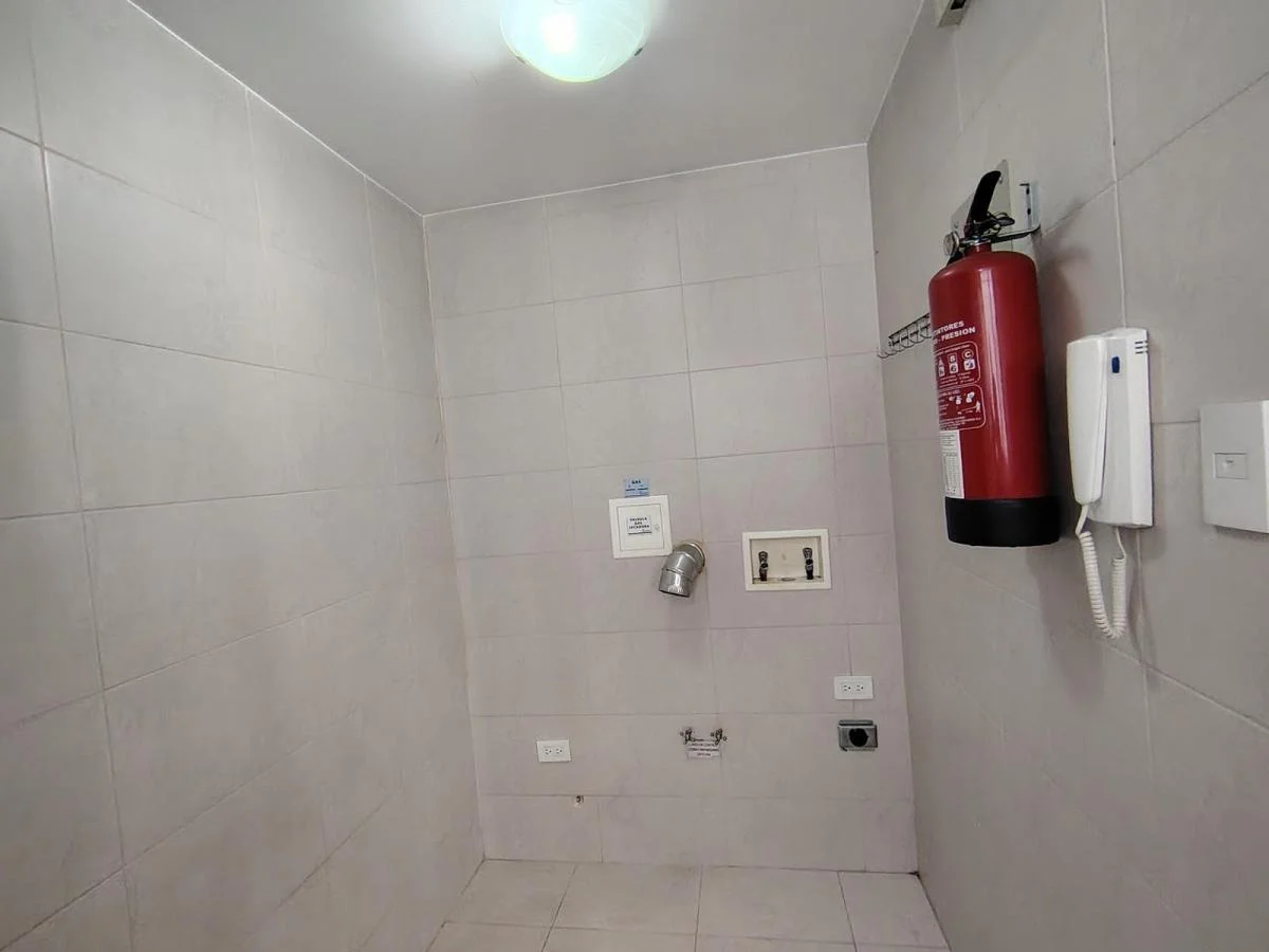 Venta Suite con Parqueadero - La Carolina — imagen 2