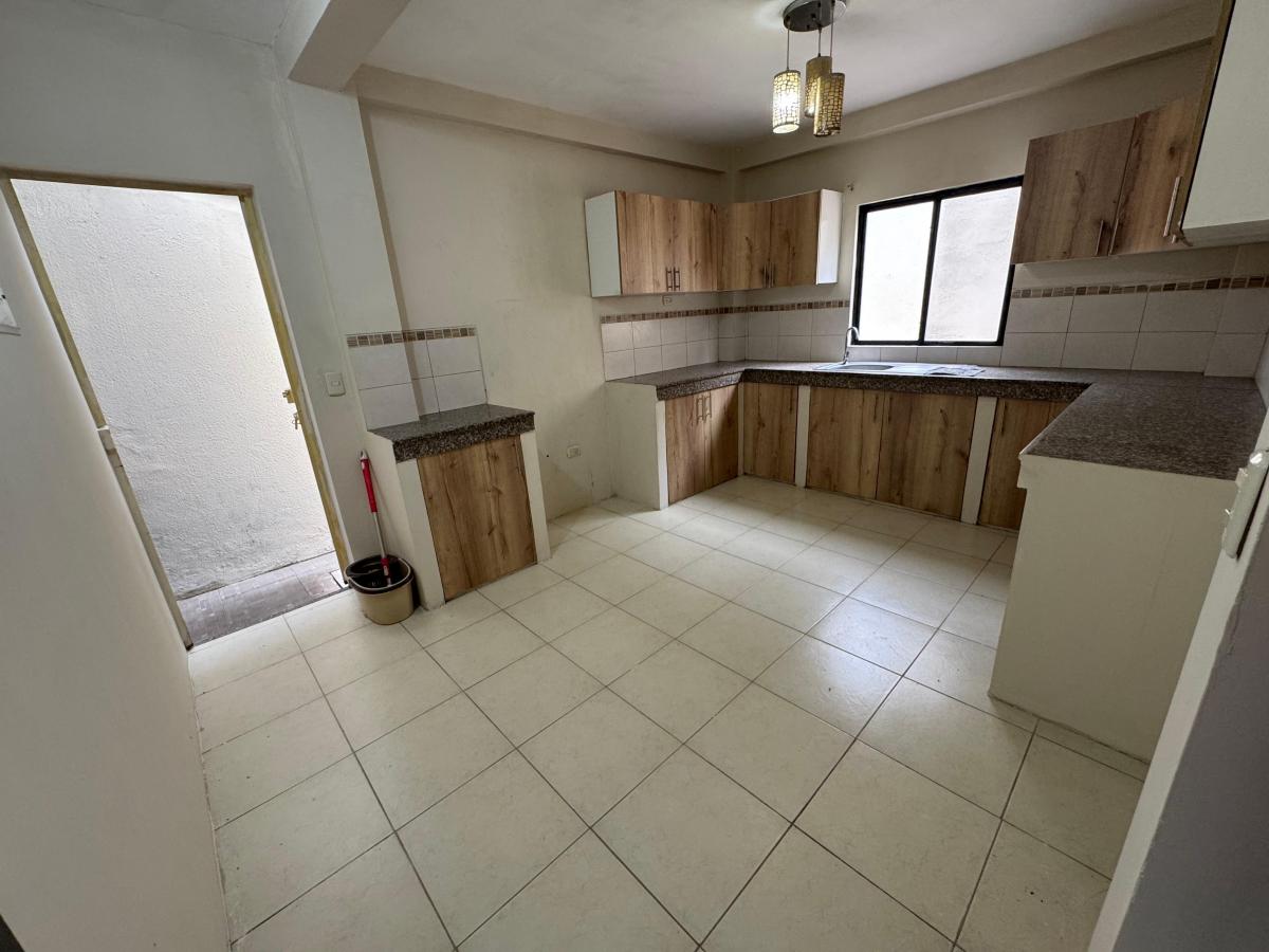 En Venta Casa de 3 Dorm. en Urb. Villa Club. Guayas — imagen 8