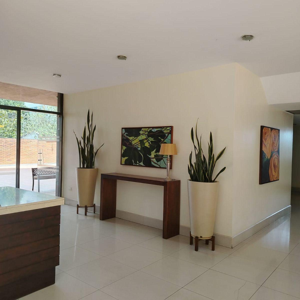 Venta de Departamento en un Sector Residencial Altura de La González Suarez — imagen 8