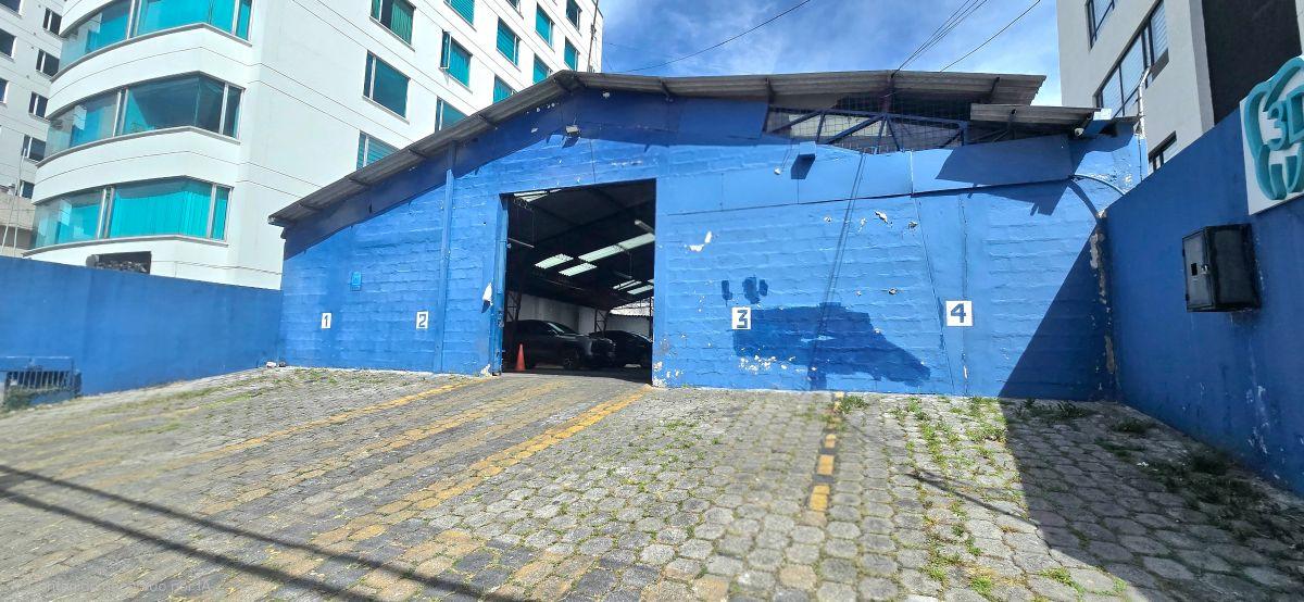 Se Vende Terreno o Galpón Sector Clínica Pasteur. Provincia de Pichincha — imagen 8
