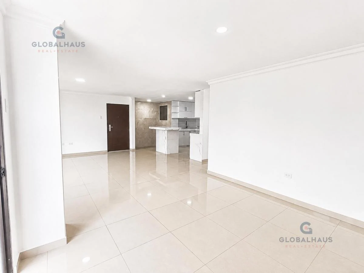 Departamento en Venta con Garaje en Lomas de Urdesa A. m. Guayas — imagen 7