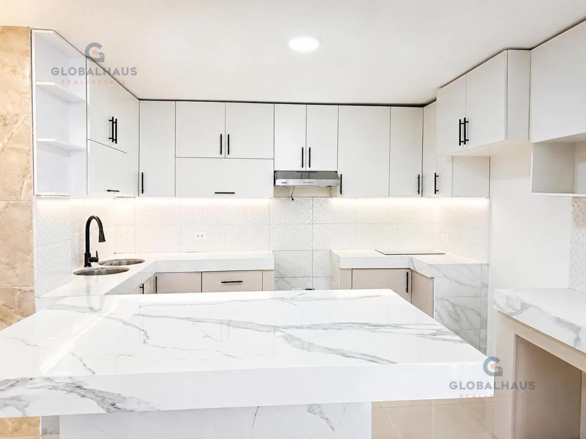 Departamento en Venta con Garaje en Lomas de Urdesa A. m. Guayas — imagen 5