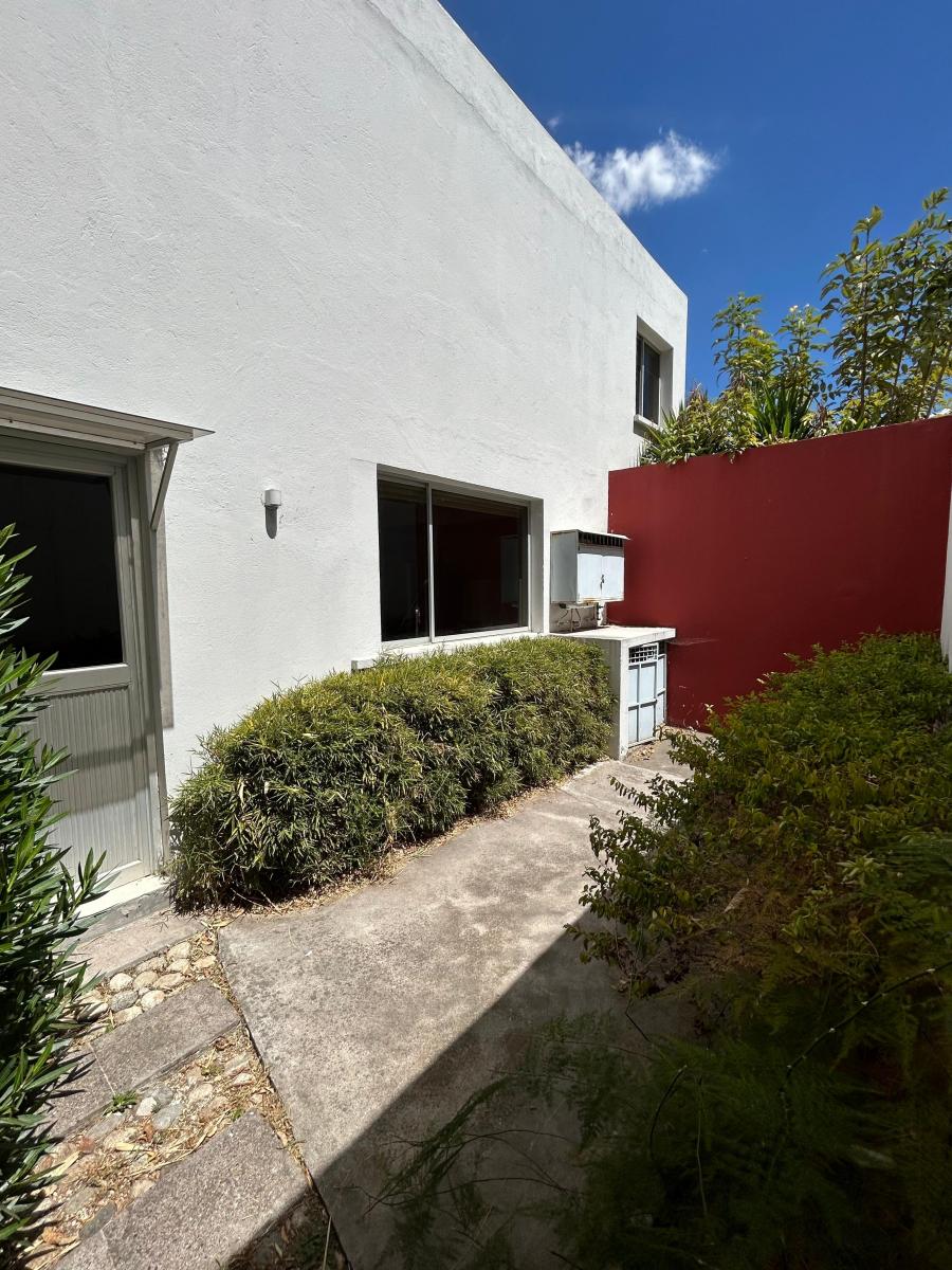 Casa con Piscina y Gran Jardin — imagen 7