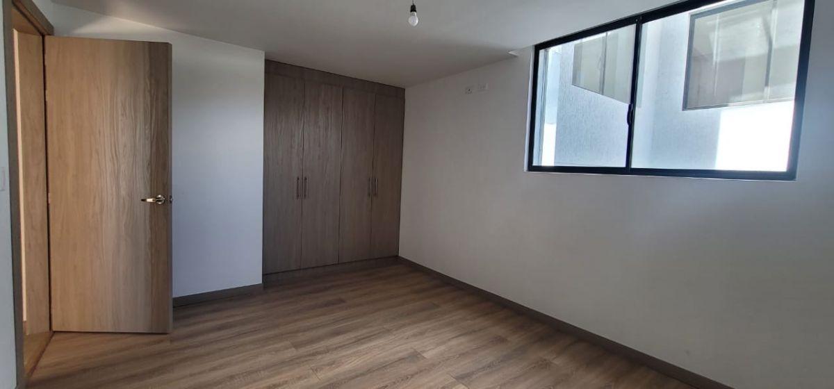 Departamento en Venta de Tres Dorm. por Estrenar en Pusuqui — imagen 2
