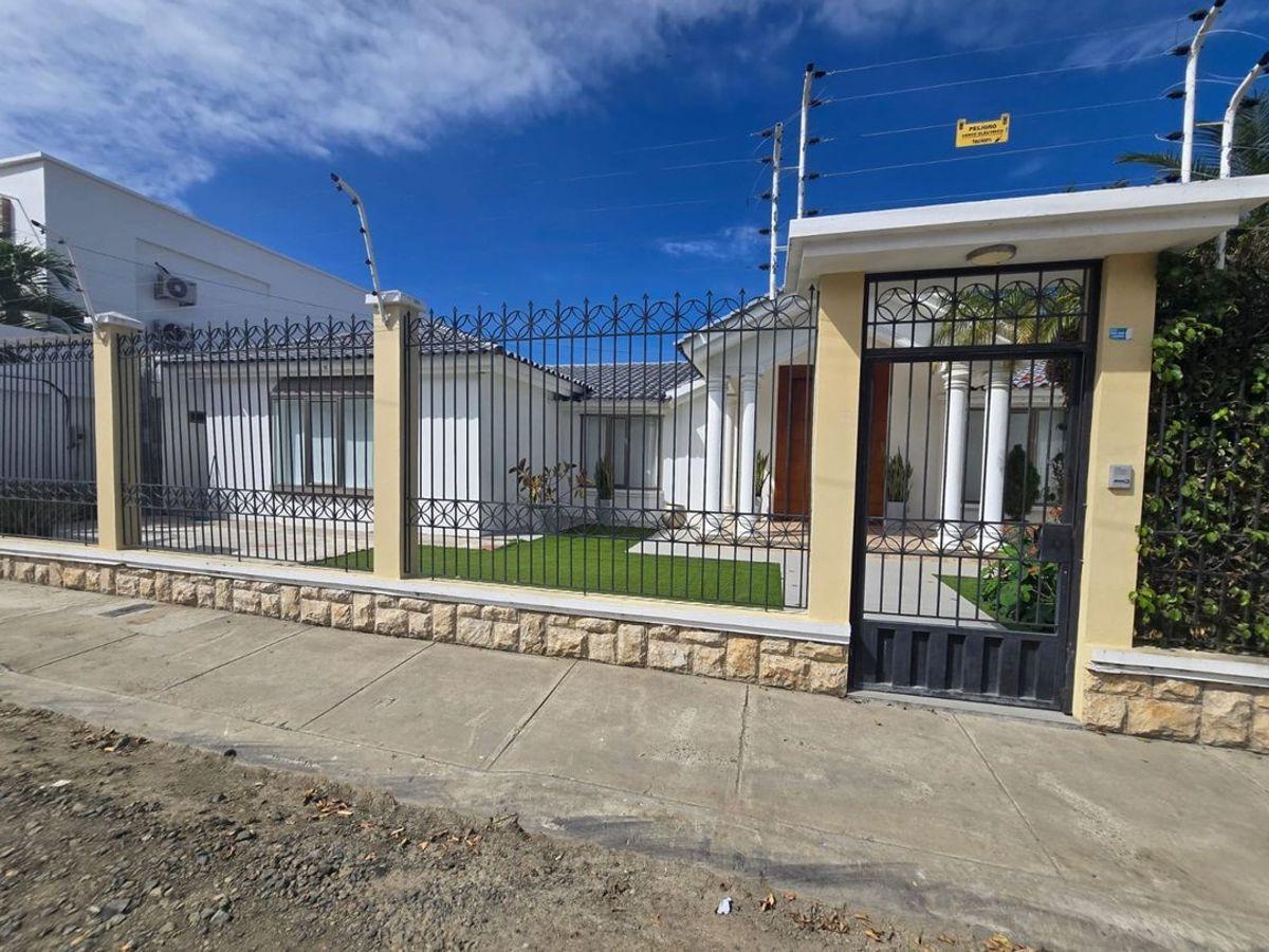 Casa en venta en Manta, Manabí